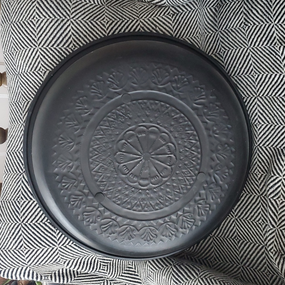 Kochi Black & White Geometric Aluminum Tray – 20" - Picture 3 of 5